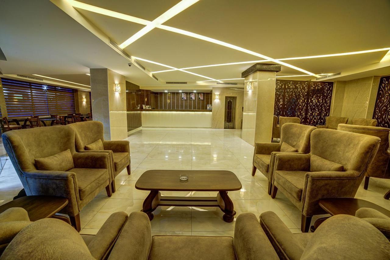 Hotel Nairoukh 4*